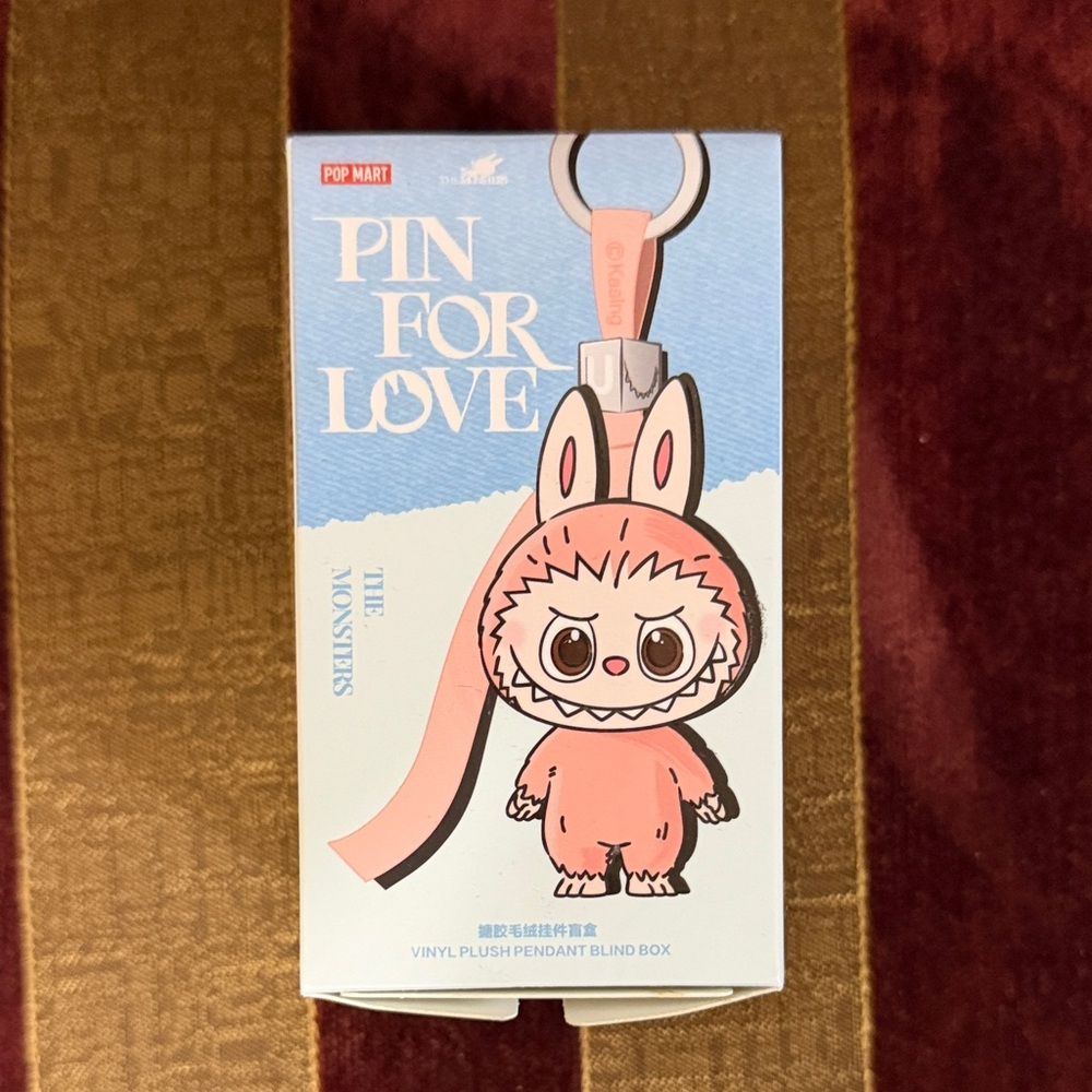 Pop Mart The Monsters Keychain Pin for love - Letter & - New, opened